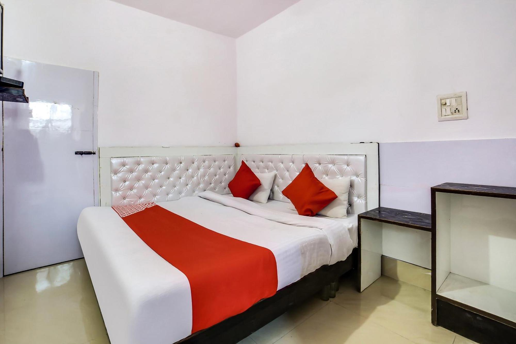 Hotel O Yes Sir